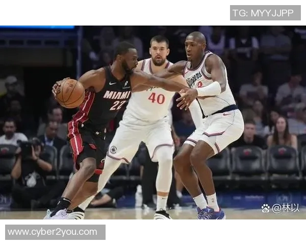 热火与快船精彩对决回顾2月8日比赛录像分析与精彩瞬间分享