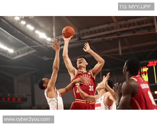 2017年CBA青岛队与山西队激战回顾精彩瞬间与赛季亮点分析